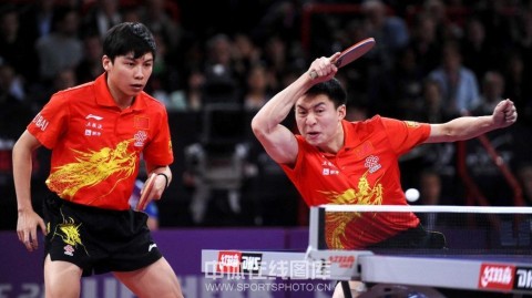 方博4-3许昕：苏州世乒赛上演国乒德比黑马突围