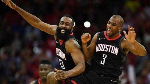 读秒绝杀！德国2-1逆转瑞典，鲁迪血染赛场博阿滕染红
