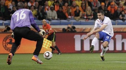 昂热3-0血洗摩纳哥，恩多耶双响改写法甲争二格局